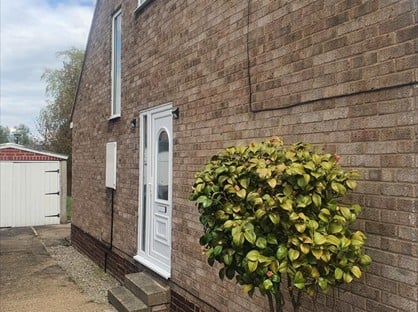 4 Bed Semi-Detached House, Vikings Court, DL6