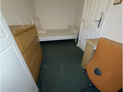 Room in a Shared House, Britten Close, CO4