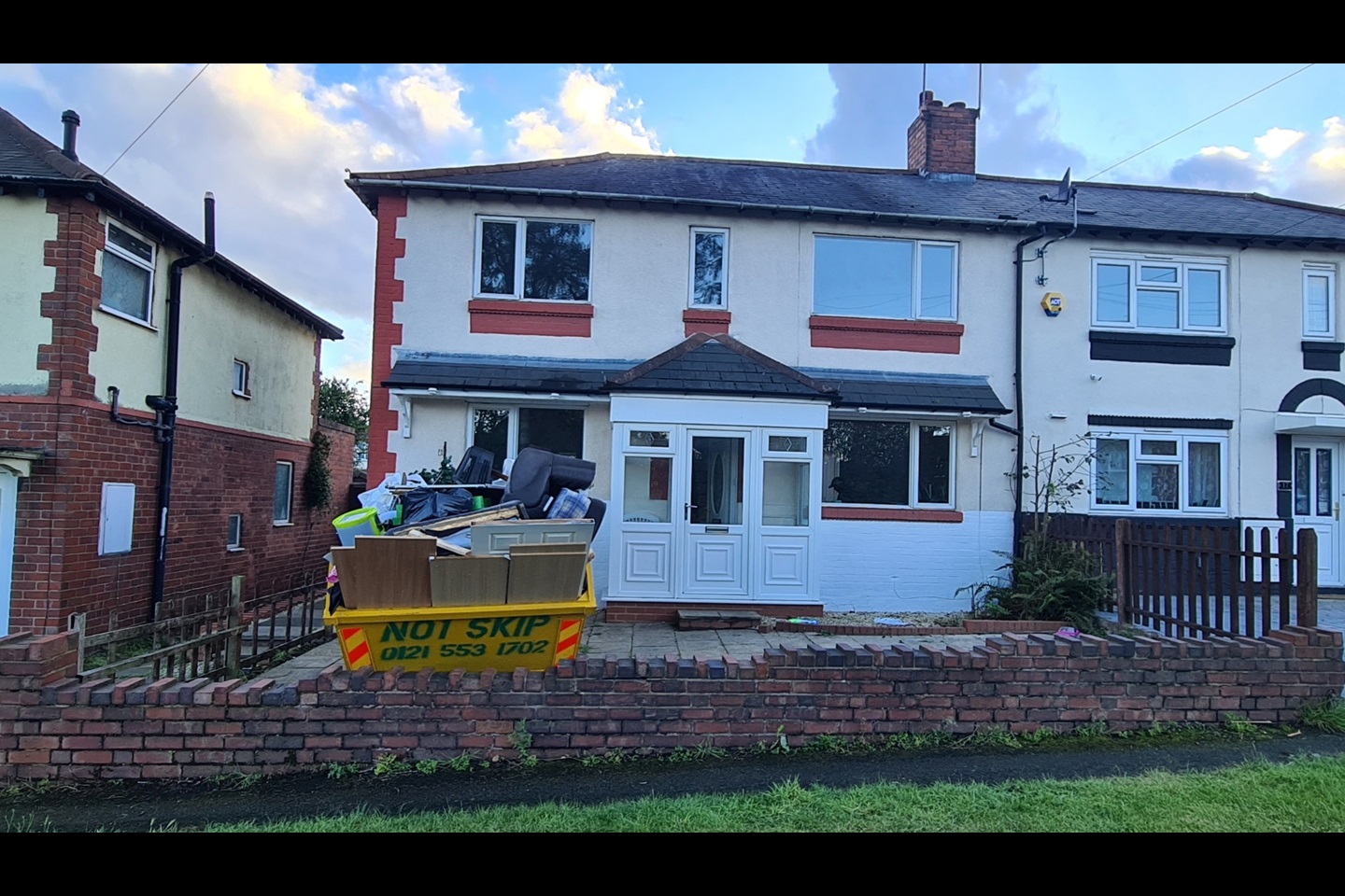 3 Bed Semi-Detached House, Hayes Road, B68