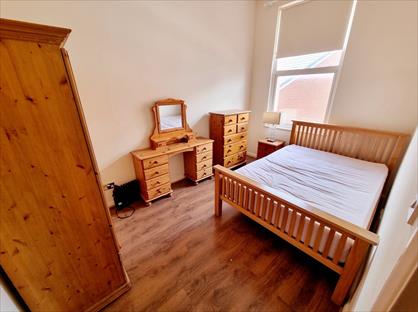 2 Bed Flat, Oldfield Grove, SE16