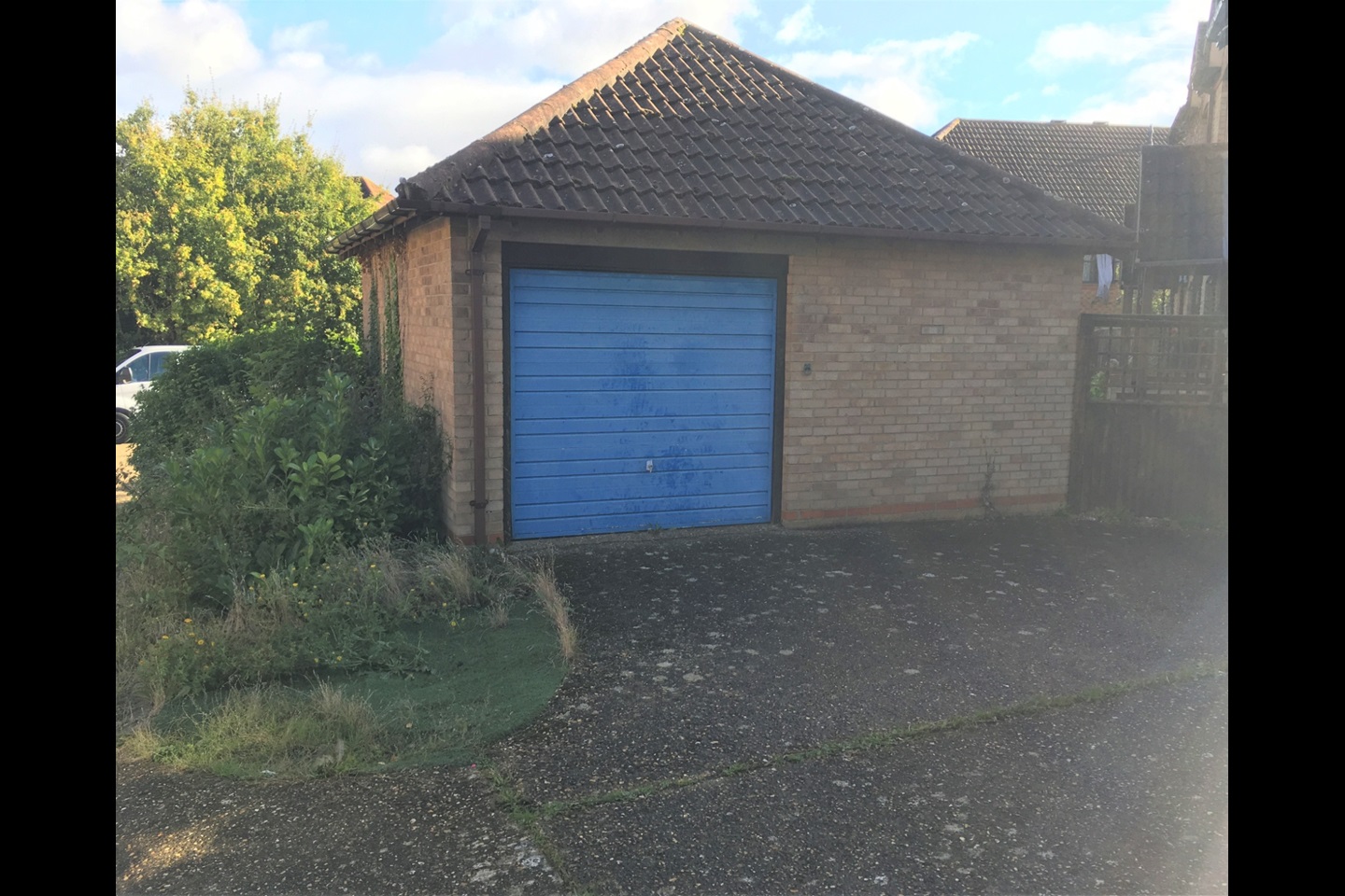Milton Keynes 3 Bed SemiDetached House, Shenley Church End, MK5 To