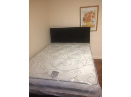 Room in a Shared Flat, Grosvenor Court, NW7