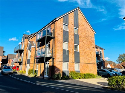 2 Bed Flat, Cadet Drive, B90