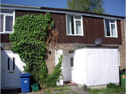 3 Bed Terraced House, Claverdon, RG12