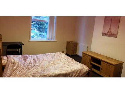Room in a Shared House, Great Clowes Street, M7