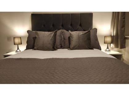 1 Bed Flat, Chapel St, ST16