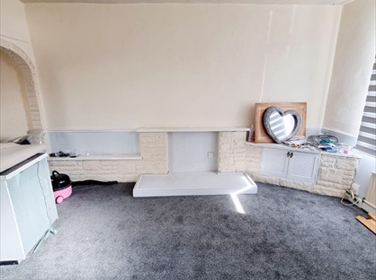 3 Bed Terraced House, Talbot St, BB11