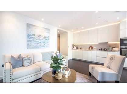 2 Bed Flat, Thornes House, SW11