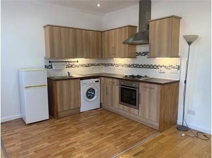 2 Bed Flat, Balham High Road, SW12