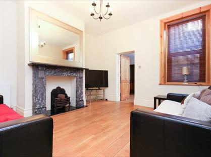 4 Bed Terraced House, Shortridge Terrace, NE2