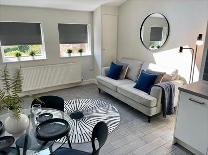 2 Bed Flat, Gladstone Street, L25