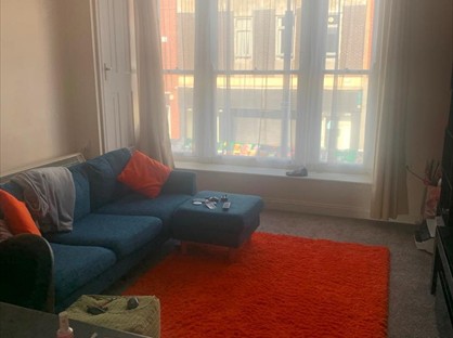 1 Bed Flat, High Street, PO12