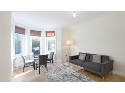1 Bed Flat, King Street, W6