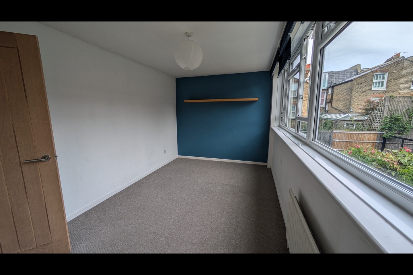Room in a Shared Flat, Chatham Road, SW11