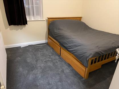 Room in a Shared Flat, Chandos Crescent, HA8