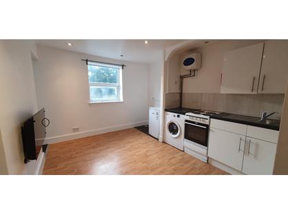 2 Bed Flat, Kyverdale Road, N16