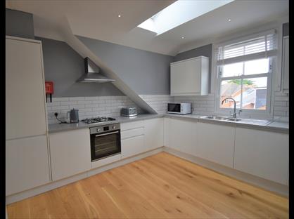 2 Bed Flat, Addington Road, RG1