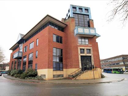 2 Bed Flat, Kingsbridge Point, SN1