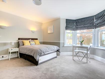 Room in a Shared House, Croft Road, SN1