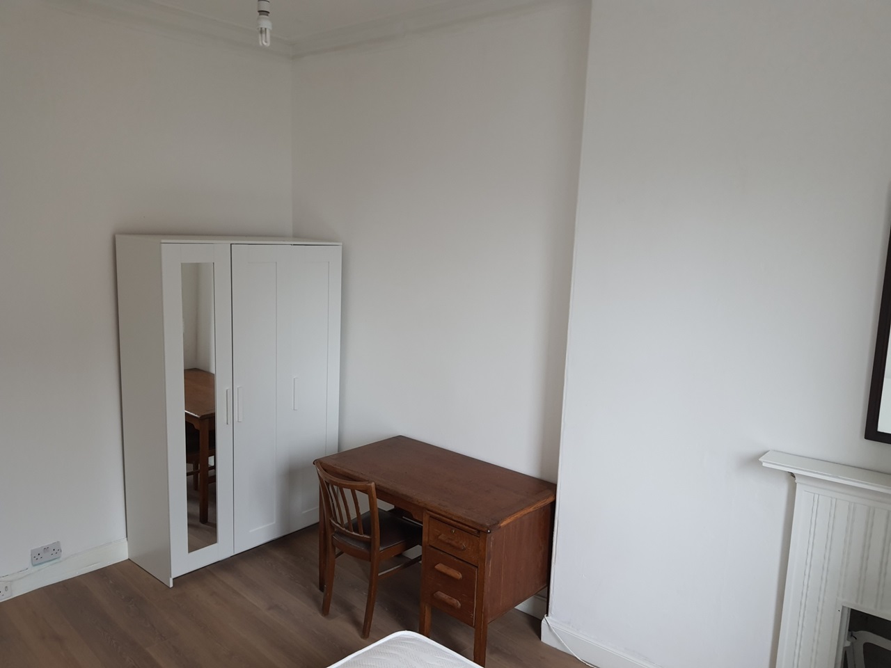 2 Bed Flat, Wood St, G31 photo 4