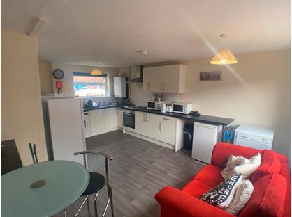 Room in a Shared House, Bramhall Street, WA5