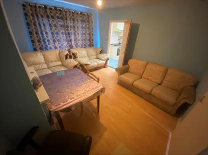 4 Bed Semi-Detached House, Harrison Road, SO17