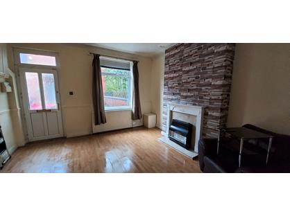 3 Bed End Terrace, Gartside Street, OL7