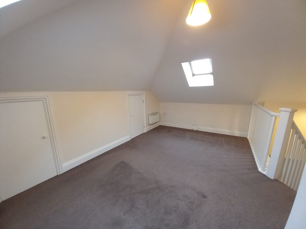 Sidcup 1 Bed Flat, Westerham Drive, DA15 To Rent Now for £1,275.00 p/m