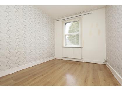 2 Bed Terraced House, Town Road, N9