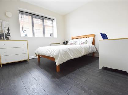 Room in a Shared Flat, Western Road, LE3