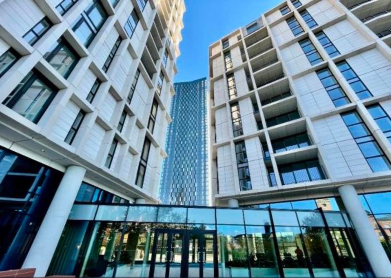 2 Bed Flat, Castle Wharf, M15 photo 2
