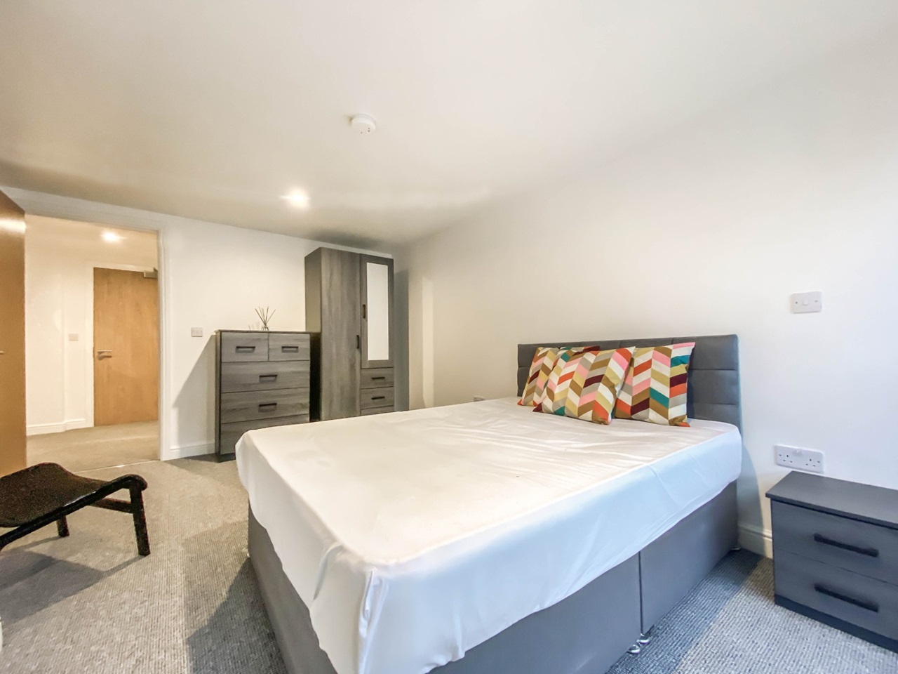 Additional image 4 of 1 Bed Flat, Wolstenholme Square, L1, N1 7GU