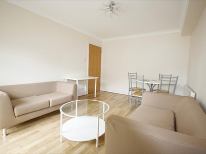 1 Bed Flat, East Ferry Road, E14