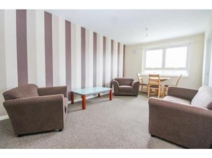 2 Bed Flat, Oldcroft Place, AB16
