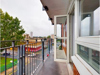 Room in a Shared Flat, Glyndon Road, SE18