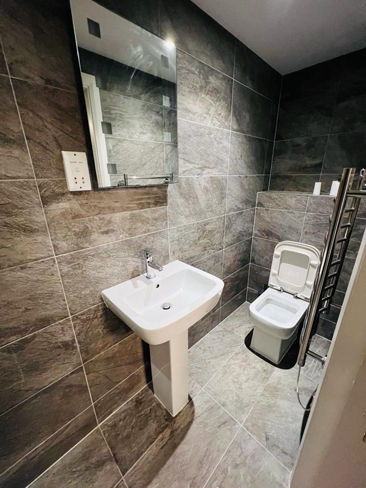 London 2 Bed Flat, Stapleton Hall Road, N4 To Rent Now for £2,000.