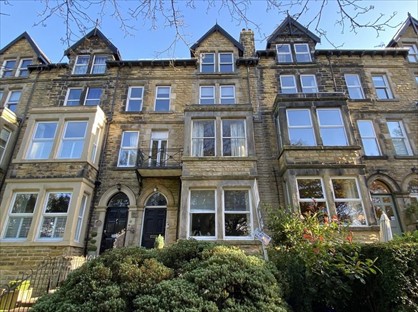 1 Bed Flat, Valley Drive, HG2