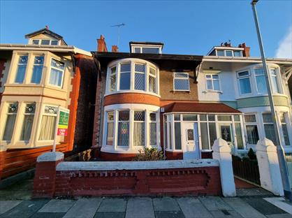 3 Bed Maisonette, Kingsway, CH45