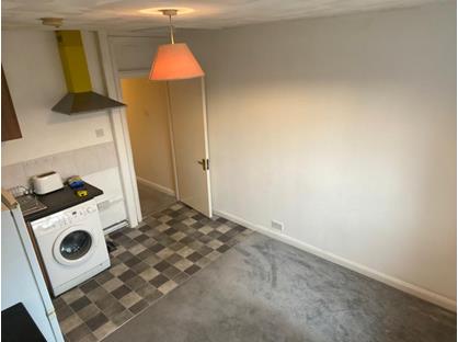 1 Bed Flat, Arthur Road, SO15