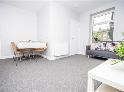 2 Bed Terraced House, Abbey Street, OL13