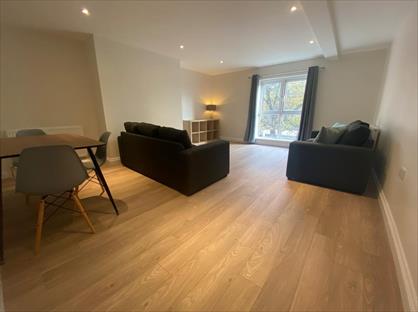 2 Bed Flat, Moorland Hall, LS3