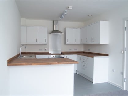 1 Bed Flat, St. Georges Place, GL50