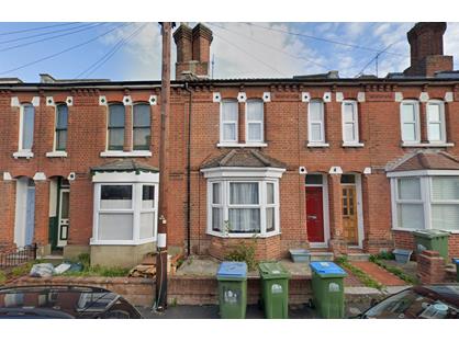 4 Bed Terraced House, Cromwell Road, SO15