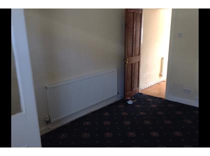 2 Bed Terraced House, Pine St, BB3