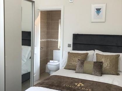 Room in a Shared House, Poplar Grove, SK2