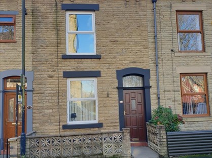 2 Bed Terraced House, St. James Street, OL2