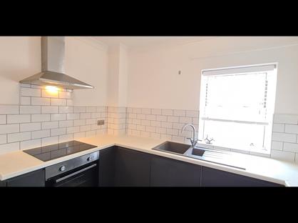 2 Bed Flat, Prince Street, HU1