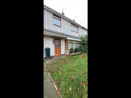 3 Bed Semi-Detached House, Dinmor Road, M22