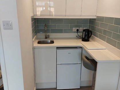 Room in a Shared House, The Muntings, SG2