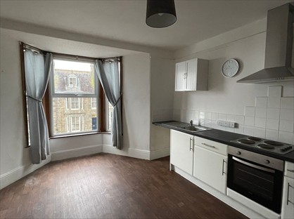 1 Bed Flat, Penare Road, TR18